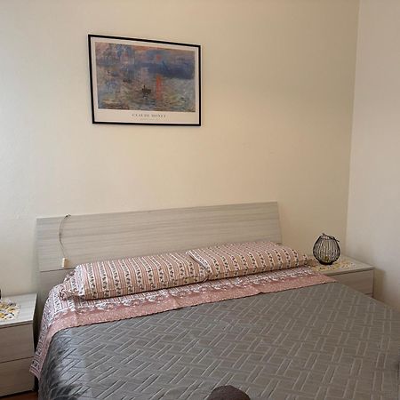 5' From Punta Gro Beach With Free Swimming Pool Sirmione Extérieur photo